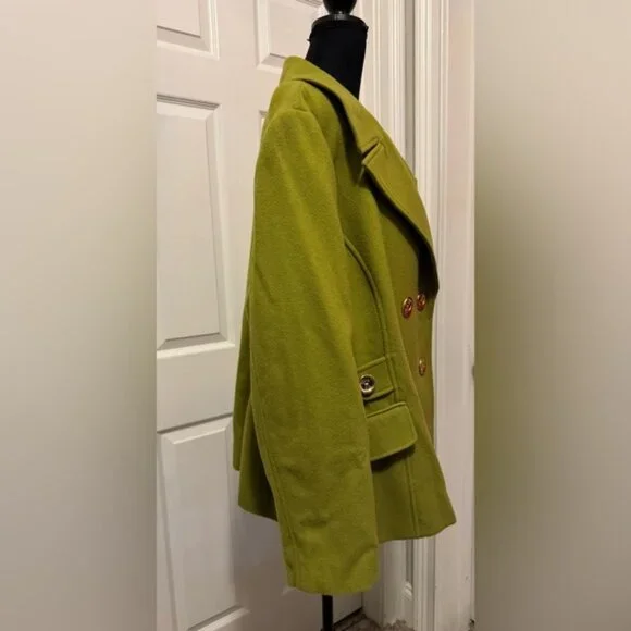 Women's Green Double-Breasted Coat - Picture 9 of 16